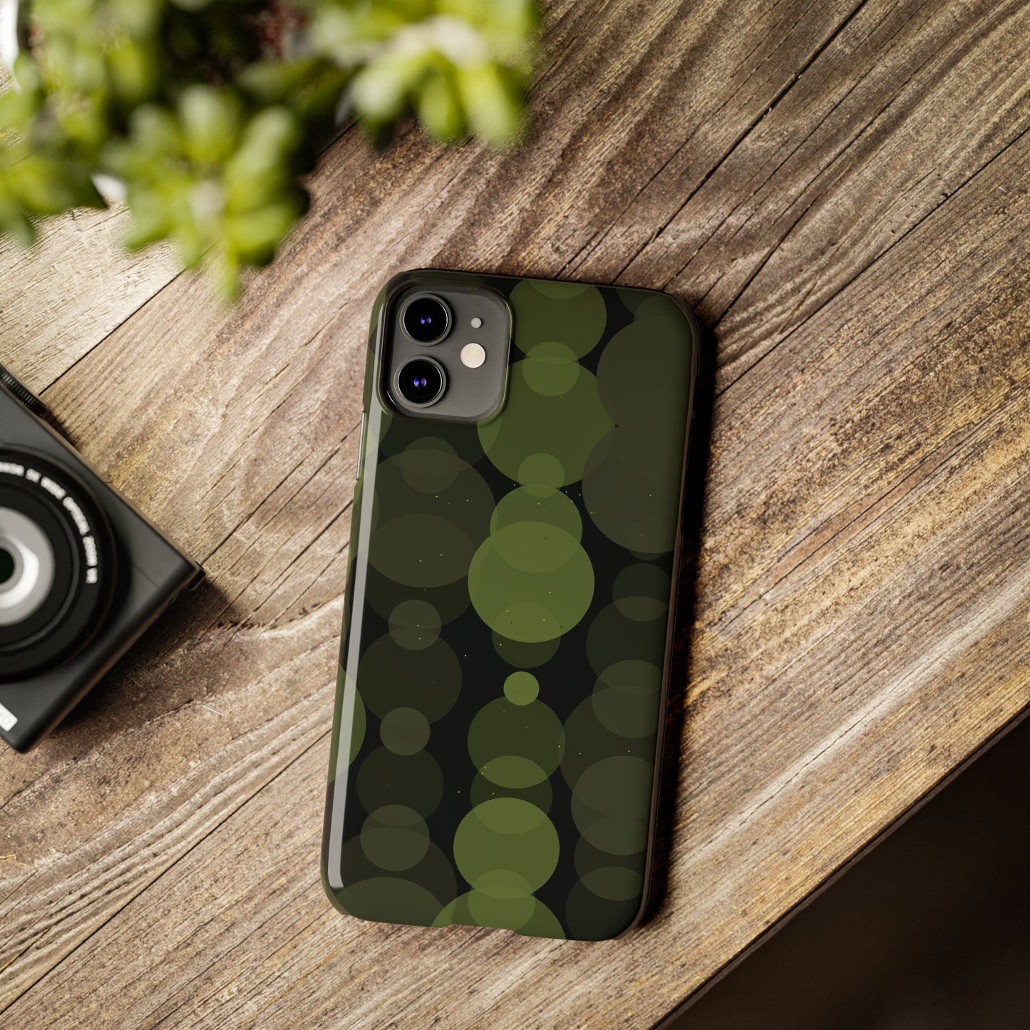 Slim Glossy Phone Case for iPhone 16 - Durable, Wireless Charge