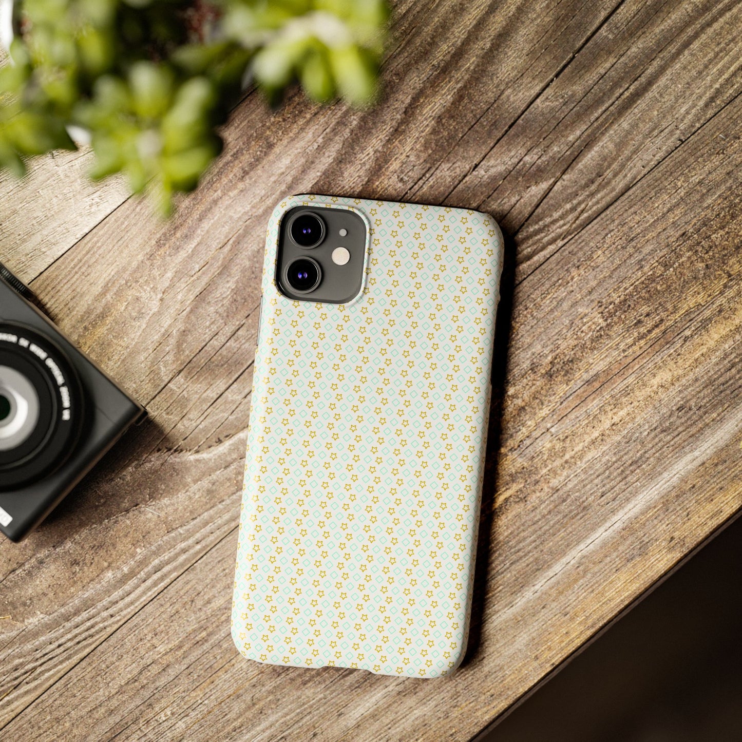 Ultra-Thin Lexan Phone Case - Glossy Slim Fit for iPhone 16